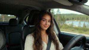 شغل رانندگی در فنلاند: حقوق، مزایا و فرصت‌های شغلی برای مهاجران 🚚